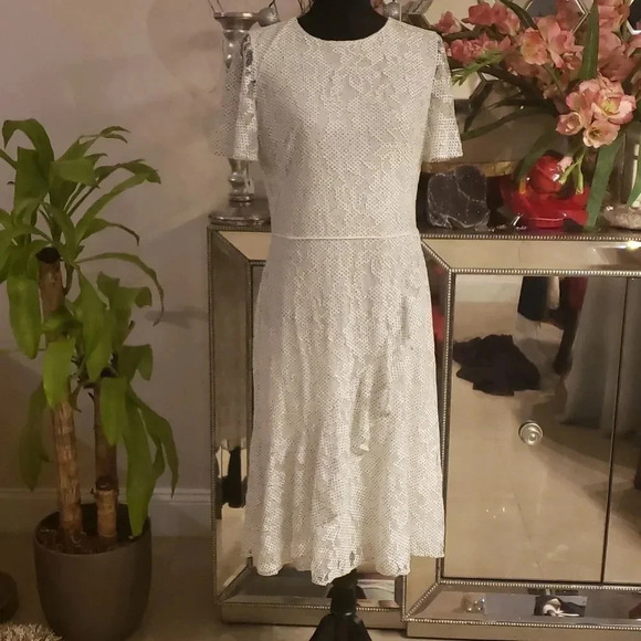 RALPH Lauren lace dress size 8 NWT - Picture 1 of 11